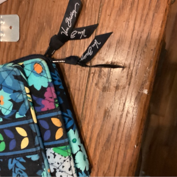Vera Bradley wallet - Picture 4 of 6